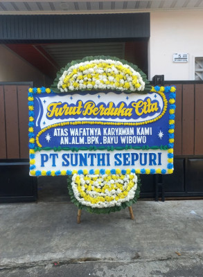 Papan Bunga Duka di Pandeyan